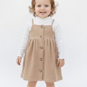 Vestido Aterciopelado Premium para Niña Camel – Suave, Tierno y Elegante